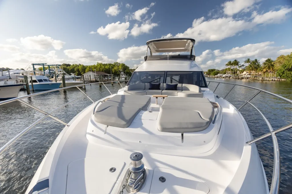 f65-lifestyle-shot-10