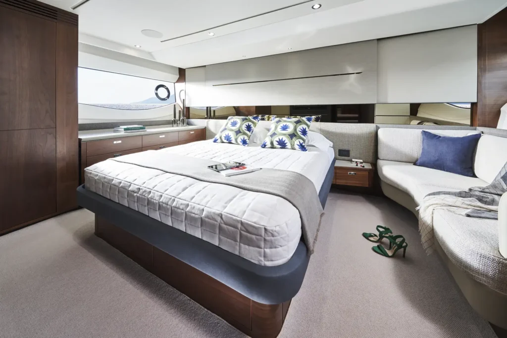 s62-interior-owners-stateroom