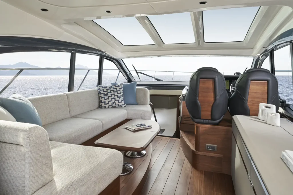 v50-interior-saloon-coffee-table