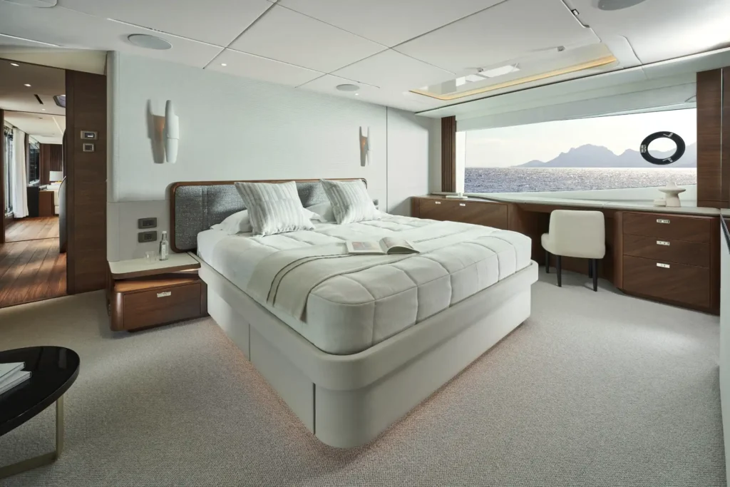y95-master-stateroom-1-rt