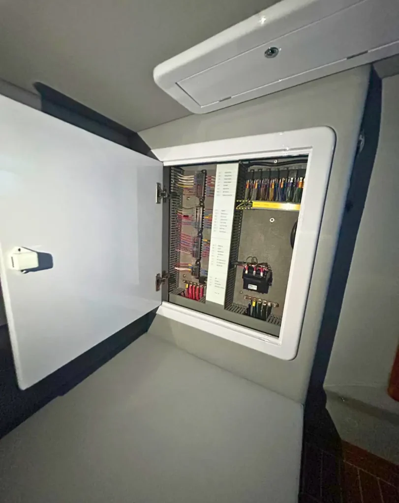 mostes-28-2018-electrical-panel