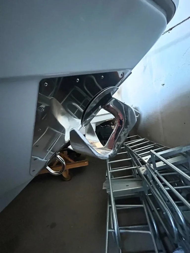 mostes-28-2018-exhaust-outlet