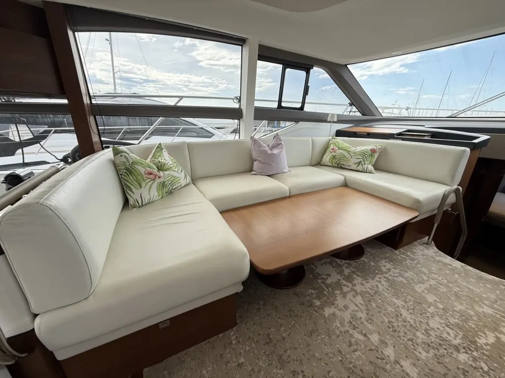 Princess_yachts_F50_interior_08