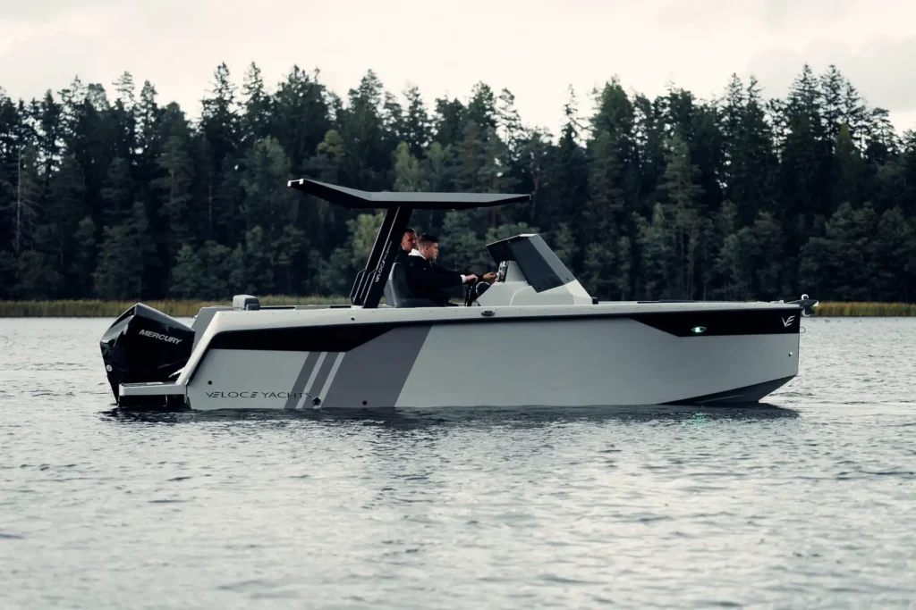 Avcon-Yacht_Veloce-V750-ext_31