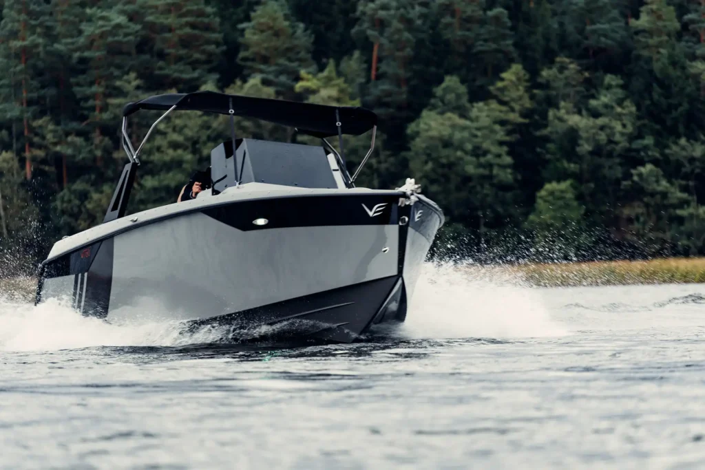 Avcon-Yacht_Veloce-V750-ext_37