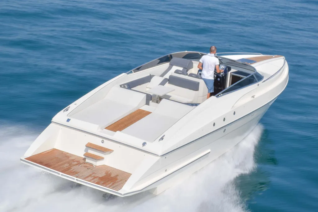 Mostes-34-side-back-2