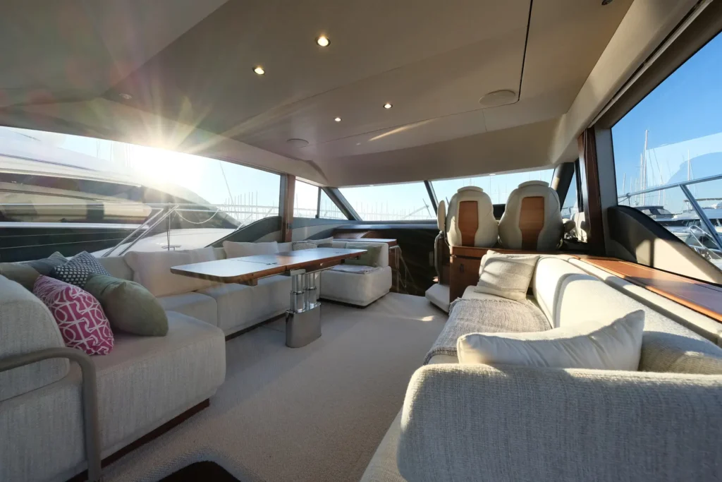 Princess_F55_2024_25_Saloon